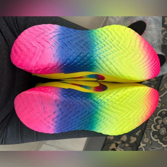 Dup Nike Shoes NWOT - Picture 3 of 3